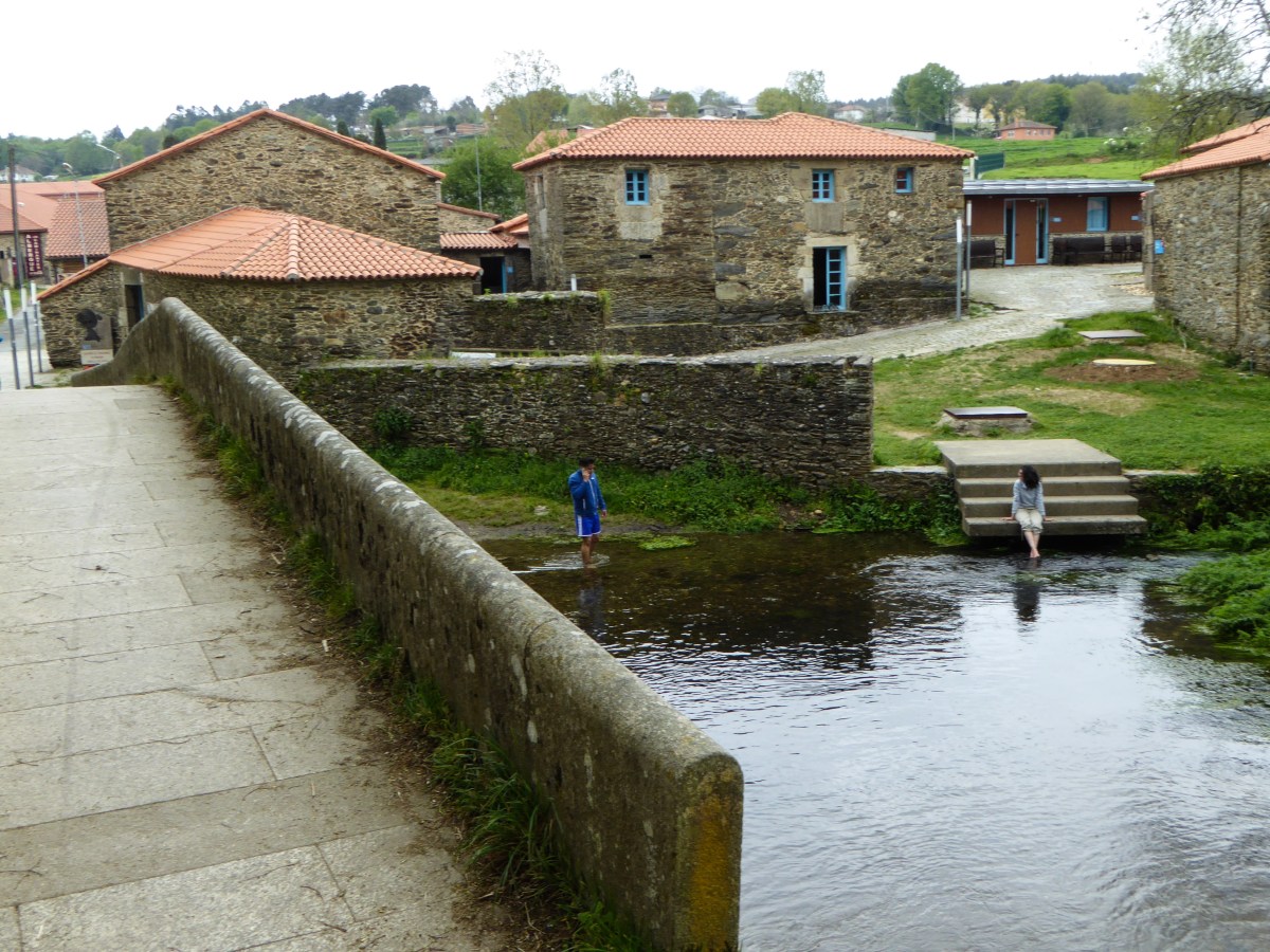 Pales de Rei to Arzúa