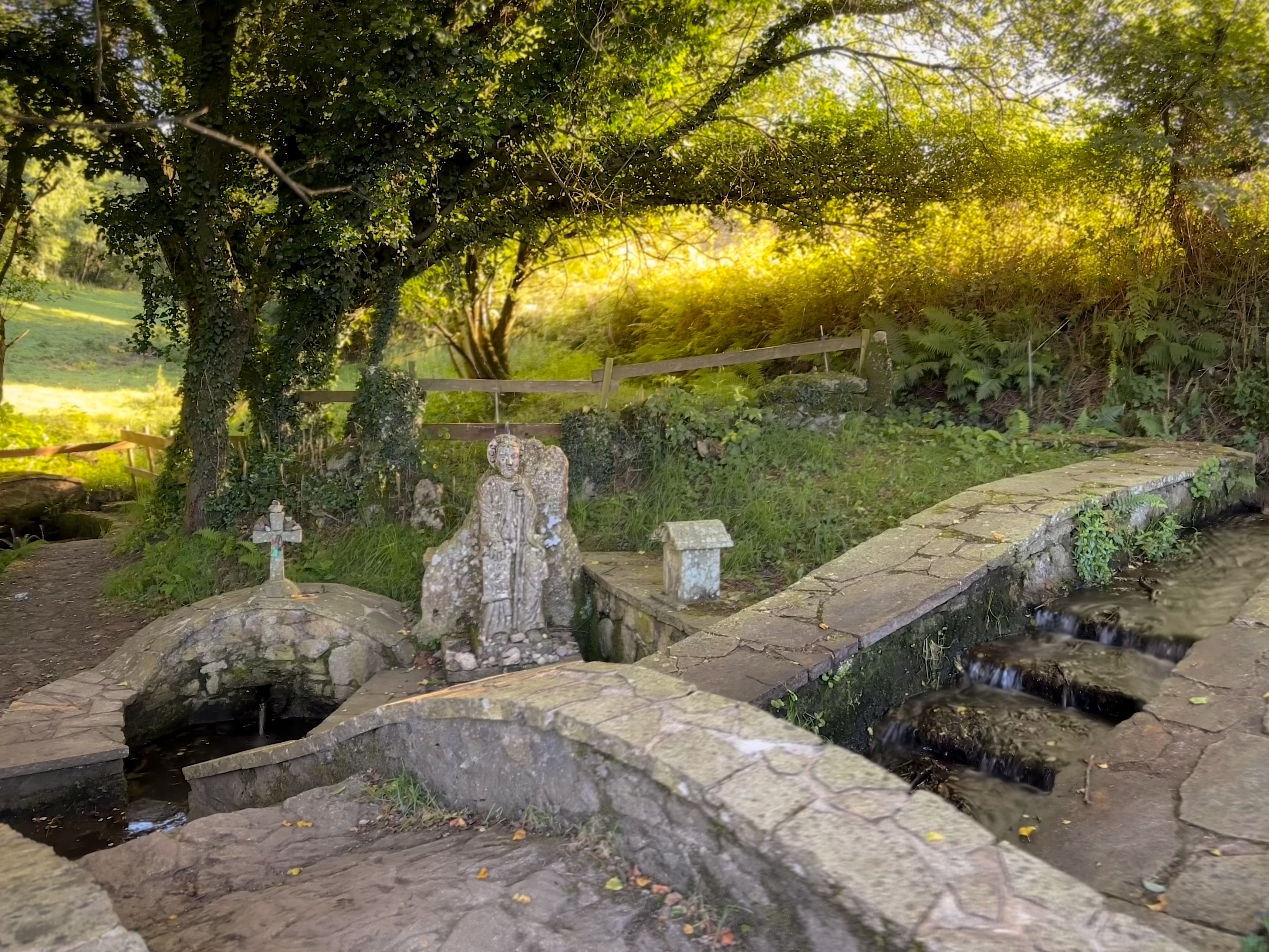 Rest area in El Camino Primitivo