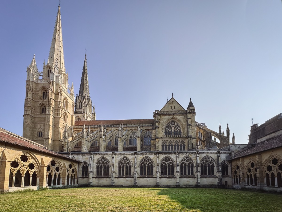 Bayonne to Saint Jean de Luz.